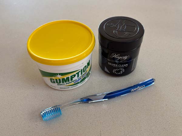 cleaning materials for leaf jewellery